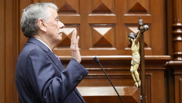 Fernando Rospigliosi jura como nuevo congresista de la bancada Fuerza Popular. (Congreso)