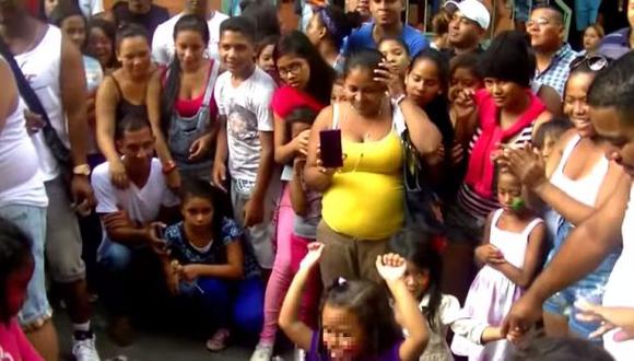 Niñas que bailan reggaeton indignan en Venezuela [VIDEO]