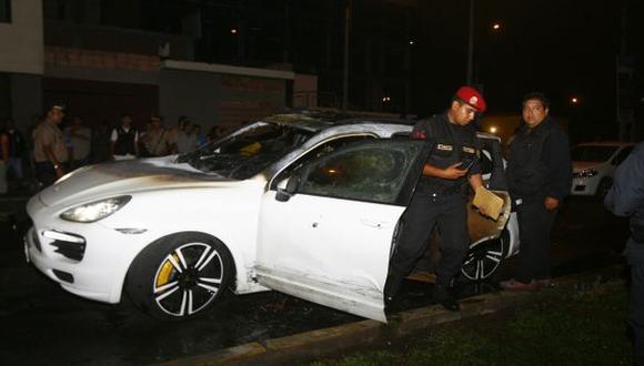 Dueño de lujoso Porsche atacado habría salido del Perú