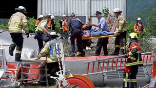 Descarrilamiento de un tren en Alemania deja al menos cuatro muertos y unos 30 heridos