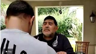 Diego Maradona: neurocirujano consigue devolverle la movilidad | VIDEO  