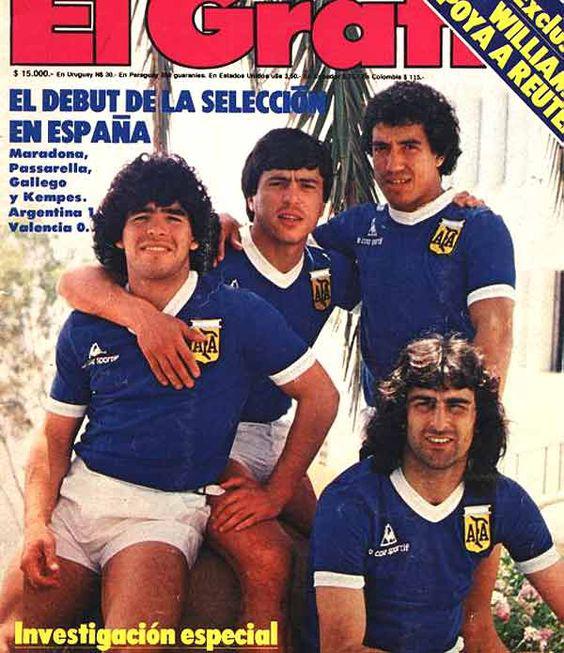 Diego Maradona junto a Passarella, el 'Tolo' Gallego y Kempes en la portada de la revista "El Gráfico". 