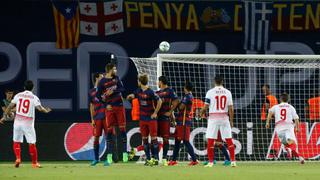 Éver Banega sorprendió a Barcelona con golazo de tiro libre