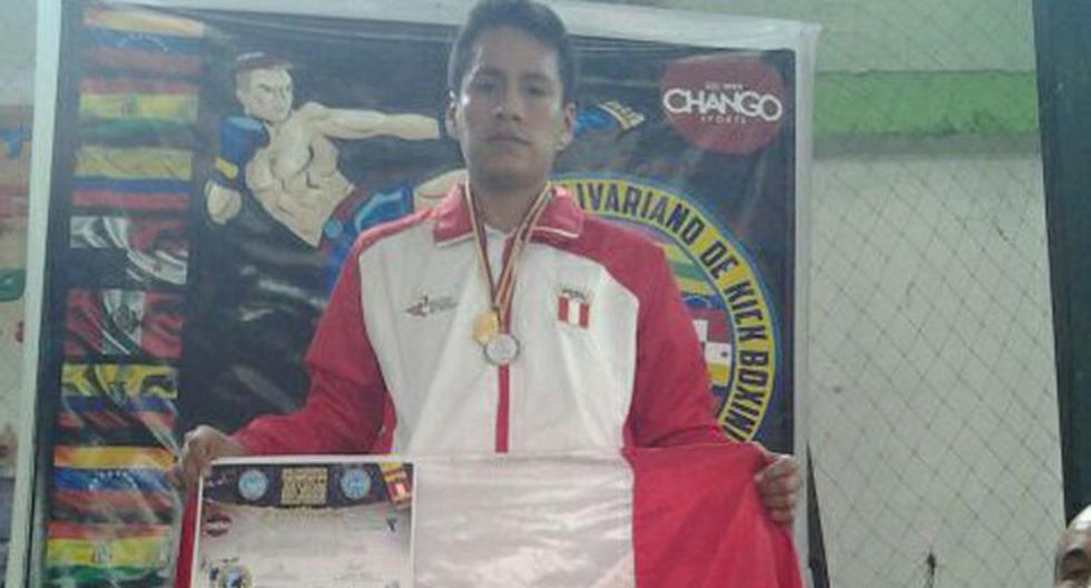 Raúl Campusano logró medalla de oro en el Campeonato Bolivariano de Kickboxing | Foto: Facebook