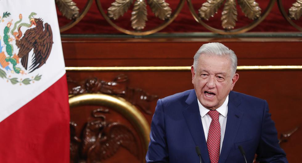 AMLO presents ambitious plan of 20 constitutional reforms in his last year as president