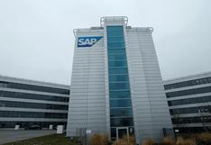 SAP gana un 167 % más en 2023 y anuncia 8.000 despidos en todo el mundo