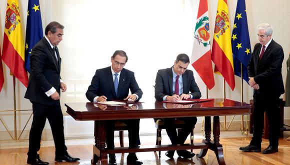 El presidente Martín Vizcarra precisó que es importante tener una gestión de Gobierno con una visión más integral. (Foto: EFE)