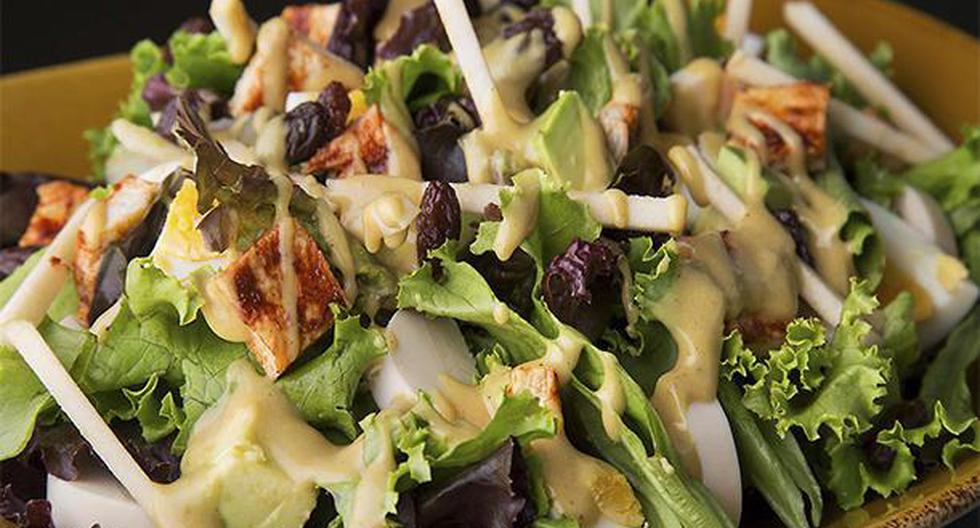 Disfruta de una deliciosa ensalada de pavo. (Foto: Gastón Acurio/Facebook)