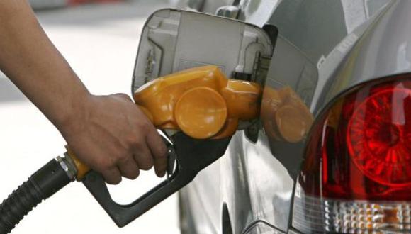 Precio de la gasolina bajaría entre 9% y 13% en el corto plazo