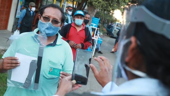 Coronavirus en Perú: más de ocho millones de protectores faciales se entregaron en 141 ciudades durante el mes de febrero 2021 (Foto: MTC).