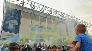 Leeds regresa a la Premier tras 16 años: así festejaron sus hinchas | VIDEO 