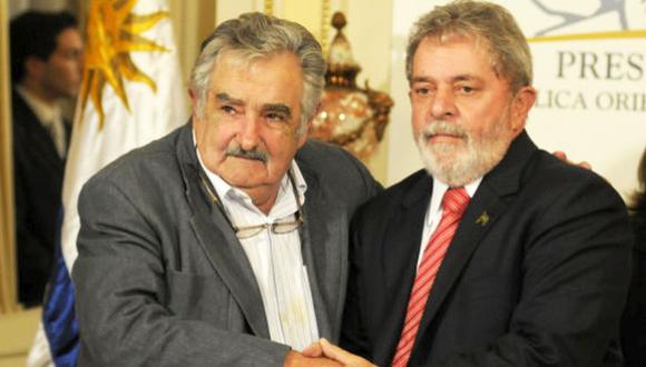 Pepe Mujica y Bernie Sanders irán a juicio definitivo de Lula da Silva. (Foto: AP)