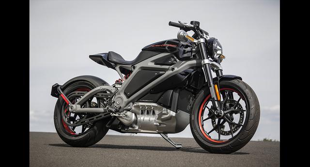 El actor escocés Ewan McGregor recorrió todo el continente americano al volante de una motocicleta Harley-Dvidson LiveWire 100% eléctrica.