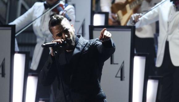 Maluma en el escenario de los Grammy Latino. (Foto: Agencia)