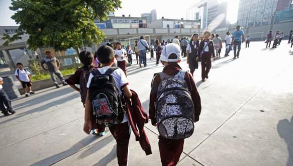 Hugo Ñopo, investigador en materia de educación y especialista regional de la Organización Internacional del Trabajo (OIT), indica que el actual monto que invertimos los peruanos por educación es “insuficiente”.