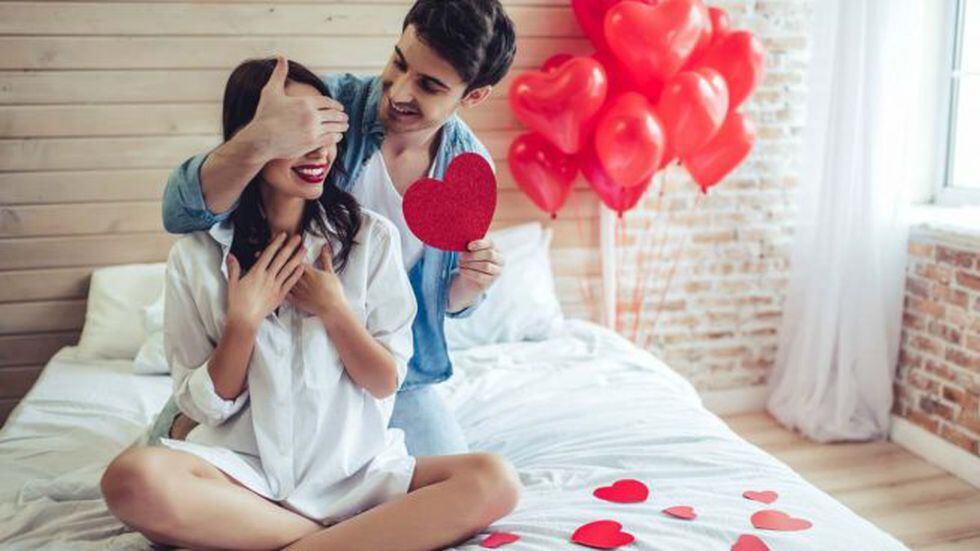 El 14 de febrero es San Valentín, el día de los enamorados. Una celebración tradicional de los países anglosajones que se ha ido implantando en otros países a lo largo del siglo XX (Foto: Freepik)