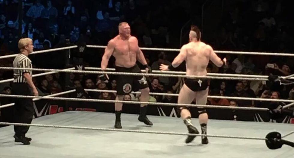 Brock Lesnar y Sheamus en un evento WWE no televisado | Foto: Twitter.com/johncenaAm