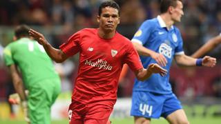 Milan anuncia acuerdo con Sevilla por colombiano Carlos Bacca