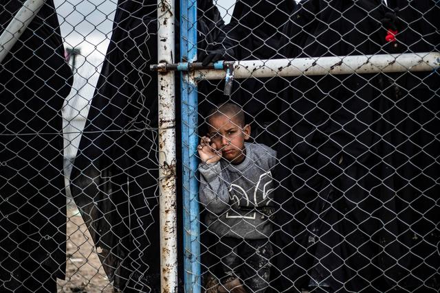 El campamento de refugiados de Al Hol en Siria, alberga a 35.000 sirios, entre 35.000 y 40.000 iraquíes y 10.000 personas de entre 30 y 40 nacionalidades. (AFP)