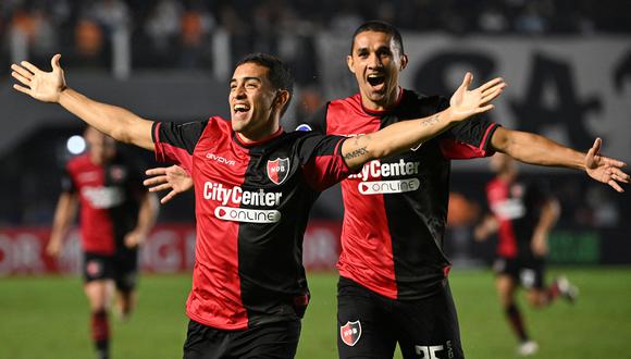 Santos cayó ante Newell’s Old Boys por la jornada 5 del Grupo E de la Copa Sudamericana. Foto: AFP