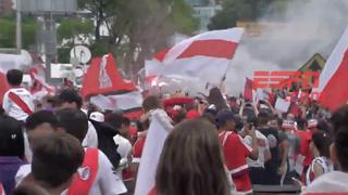 Boca vs. River: hinchas del 'Millo' armaron la fiesta alrededor del Monumental | VIDEO