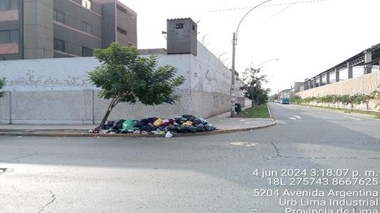 Av. Argentina con 5204.