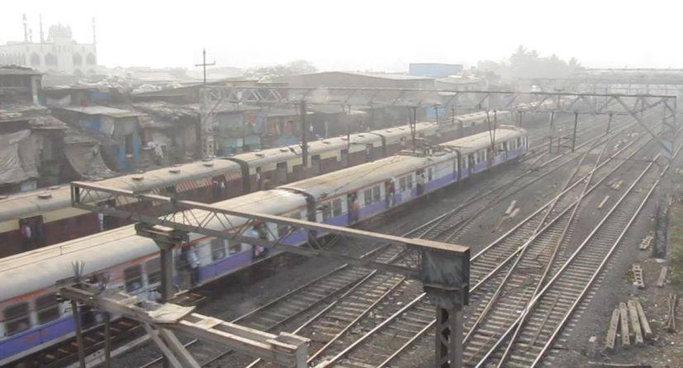 Los más de nueve mil trenes en la India transportan diariamente a 18 millones de personas. (Foto: wallygrom/Flickr)