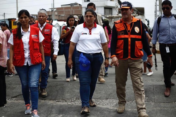 Diversas autoridades llegaron hasta la zona de la tragedia (Foto: Joel Alonzo)
