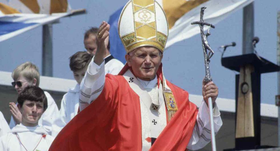 "*EFEMÉRIDES*":https://laprensa.peru.com/noticias/efemerides-62288 | *Un día como hoy en la historia* | El 2005 falleció el papa Juan Pablo II. (Foto: Hulton Archive/Getty Images)