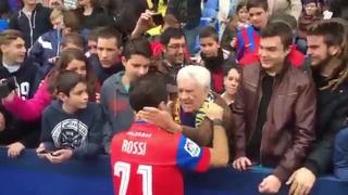 Conmovedor: abuelo lloró porque este jugador fichó por Levante