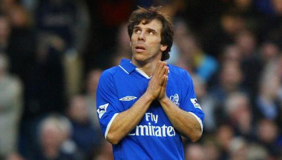 Gianfranco Zola con la camiseta del Chelsea en 2003. (Foto: AFP)