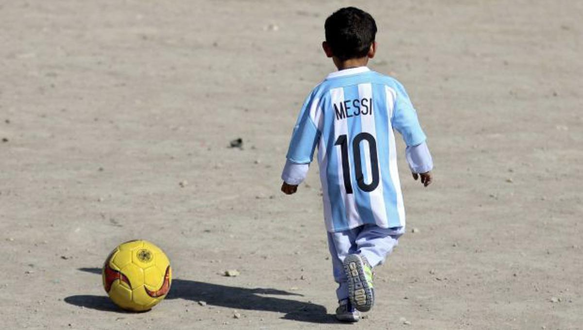 El tío de Murtaza, Asif Ahmedi, dijo que la familia ha recibido al menos 10 cartas y varias llamadas telefónicas en las que amenazan con matar o secuestrar al niño. (Foto: EFE)