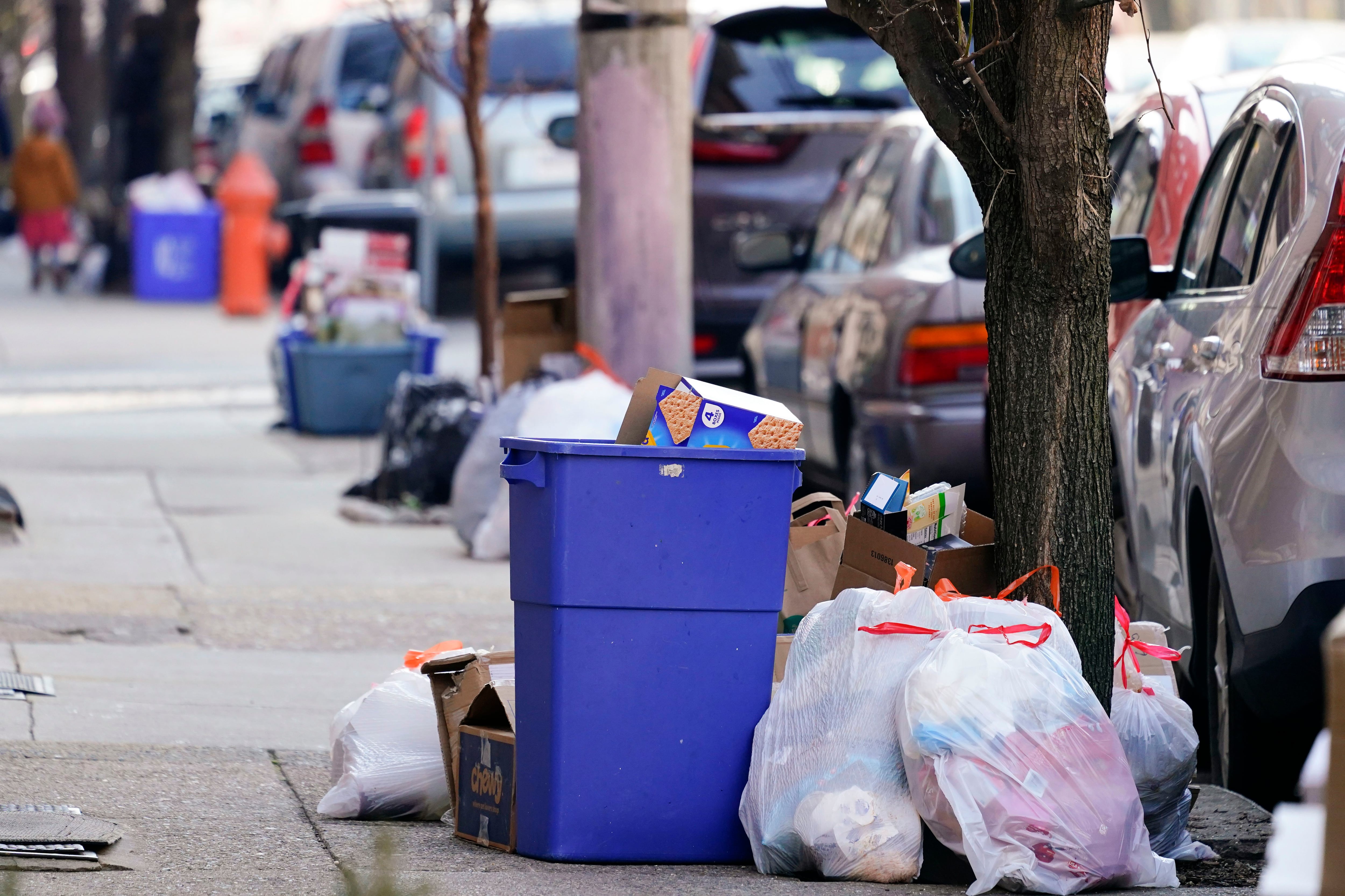The omicron variant is making so many sanitation workers sick in the US that waste collection in Philadelphia and other cities has been delayed or suspended.  (Photo: AP/Matt Rourke)