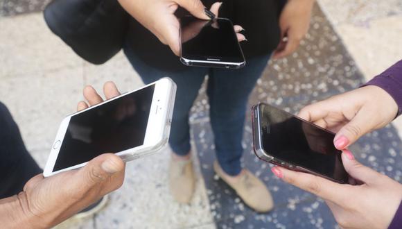 A marzo de este año, el 79% de celulares accedió a internet móvil a través de tecnología 4G, según Osiptel. (Foto: GEC)