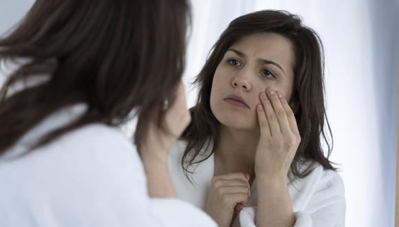 Duerme entre 6 y 8 horas diarias: al descansar, la piel respira más lento, logrando una mejor oxigenación.&nbsp; (Foto: Difusión)