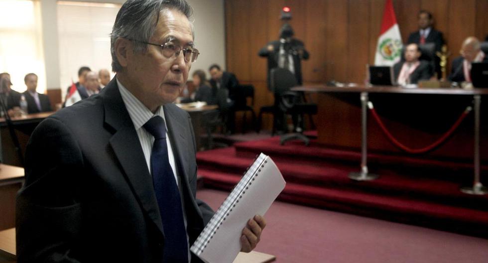El médico de cabecera del ex presidente dijo no saber hasta cuando permanecerá internado Alberto Fujimori. (Foto: Andina)