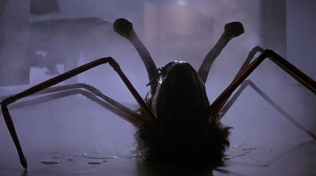 La escena de la cabeza decapitada de Stan es similar a uno de las más icónicos momentos de "The Thing" de John Carpenter. (Foto: Universal Pictures.)