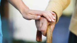 Parkinson: Síntomas, factores de riesgo y tratamientos [VIDEO]