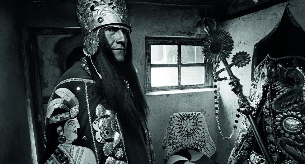 Durante seis años la artista visitó comunidades de los andes para fotografiar a los intérpretes de la muerte de Atahualpa.