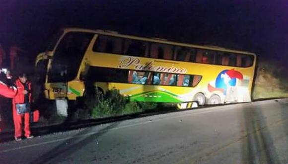 Cienciano: bus del equipo se salió de la vía y sufrió accidente