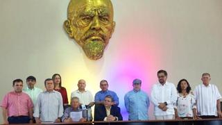 FARC y el ELN acuerdan "defensa conjunta" de acuerdos de pazen Colombia