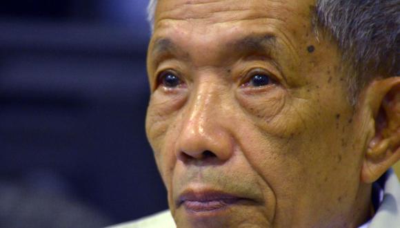 Kaing Guek Eav en una imagen del 3 de febrero de 2012 y publicada por la Sala Extraordinaria de los Tribunales de Camboya (ECCC). (Foto: AFP).