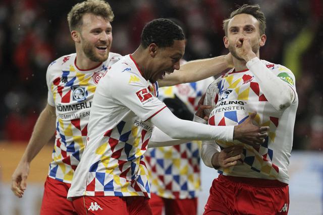 Mainz remontó 3-2 al Bayer por la Bundesliga. (Foto: AFP)