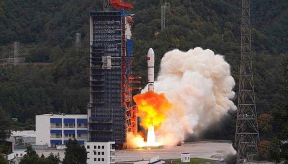 China habría puesto en órbita más de un satélite para crear su propia constelación de satélites de baja órbita. (Foto: elespañol.com)
