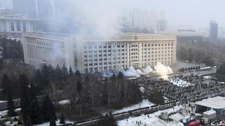 Protestas en Kazajistán: se escuchan fuertes explosiones en la plaza central de Almaty
