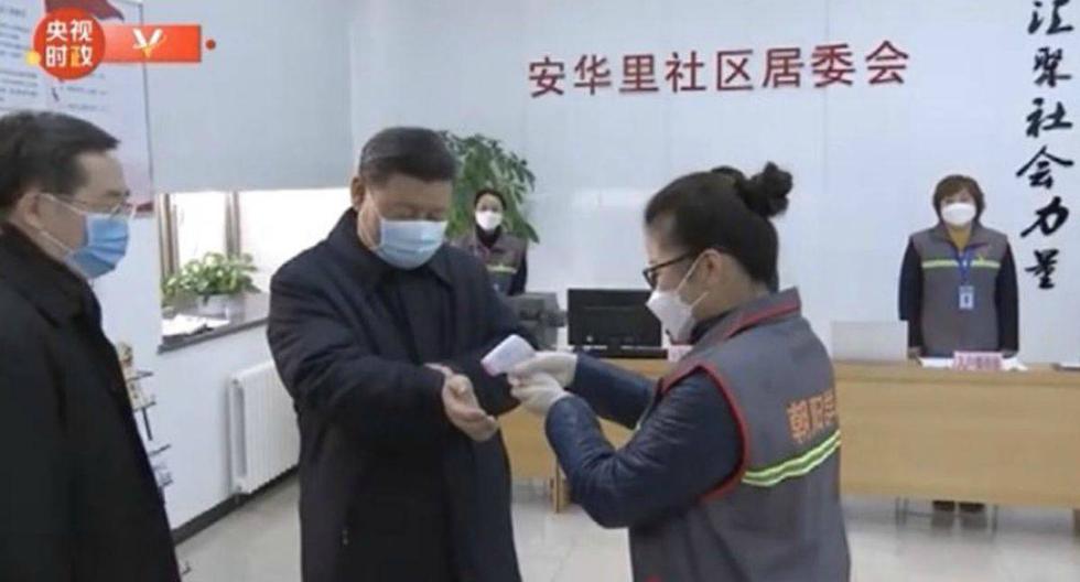 El presidente de China, Xi Jinping, visitó un barrio de Pekín, en su primera aparición pública con mascarilla debido al coronavirus. (Foto: Captura CGTN)