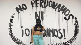 Feministas mantienen tomadas instalaciones de Comisión de DD.HH. de México | FOTOS