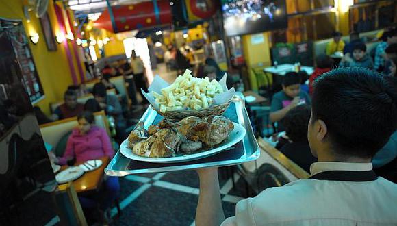 El creciente&nbsp;hábito de comer fuera del hogar de parte del consumidor peruano impulsará las ventas de restaurantes en Fiestas Patrias.&nbsp;(Foto: El Comercio)