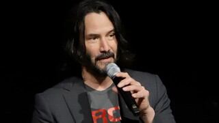 Keanu Reeves conquista otra vez al Internet con su apoyo a una caridad al promocionar una película