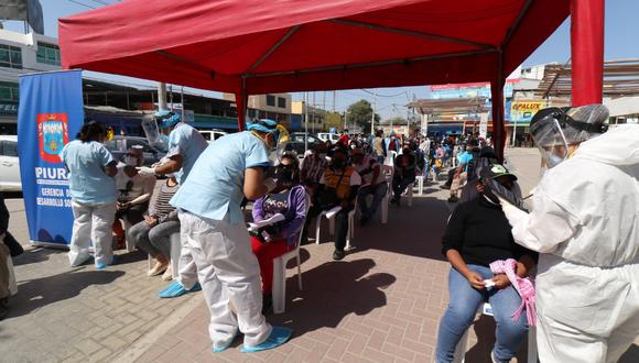 Piura: realizaron pruebas rápidas en mercado para descartar coronavirus. (Foto difusión).